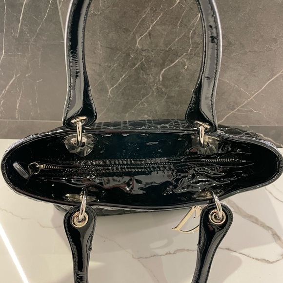 Lady Dior Soft Tote - Picture 9 of 10